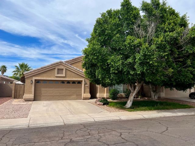 1576 W Kesler Lane, Chandler, AZ 85224