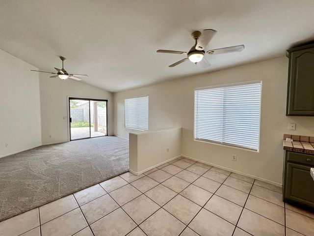 1576 W Kesler Lane, Chandler, AZ 85224