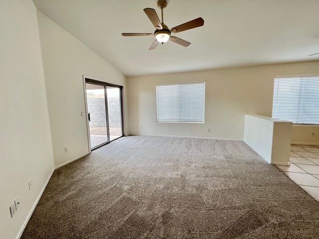 1576 W Kesler Lane, Chandler, AZ 85224