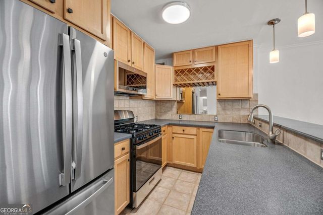 620 Peachtree Street NE 2011, Atlanta, GA 30308