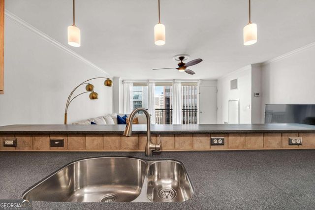620 Peachtree Street NE 2011, Atlanta, GA 30308