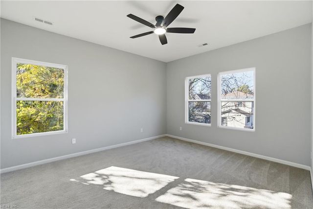 1249 27th St, Newport News, VA 23607