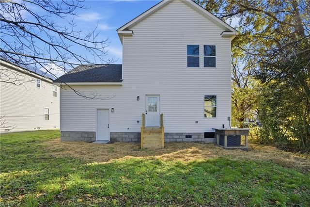 1249 27th St, Newport News, VA 23607