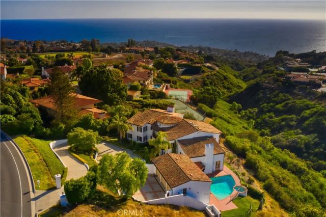 1409 Via Fernandez, Palos Verdes Estates, CA 90274