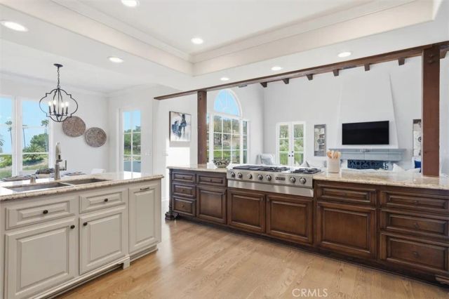 1409 Via Fernandez, Palos Verdes Estates, CA 90274