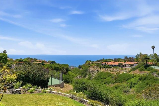 1409 Via Fernandez, Palos Verdes Estates, CA 90274