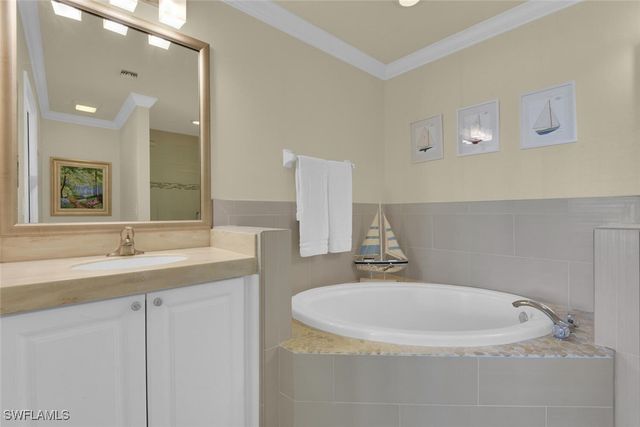 7895 Mahogany Run LN 1414, Naples, FL 34113