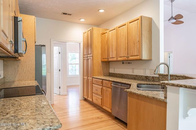 4 Carson Way, Pinehurst, NC 28374