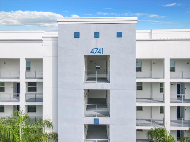 4741 CLOCK TOWER DRIVE 107, Kissimmee, FL 34746