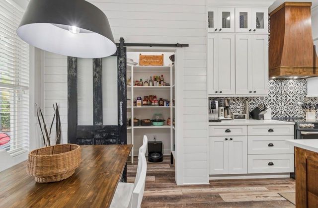 19127 CENTRE ROSE BOULEVARD, Lutz, FL 33558