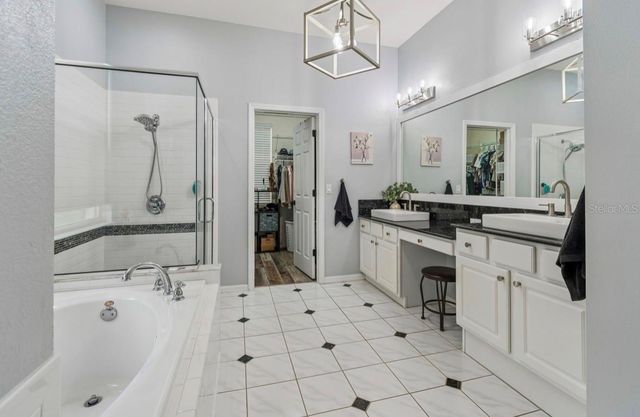 19127 CENTRE ROSE BOULEVARD, Lutz, FL 33558