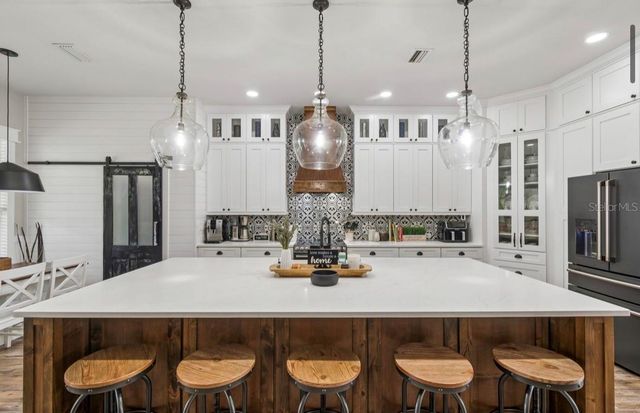 19127 CENTRE ROSE BOULEVARD, Lutz, FL 33558