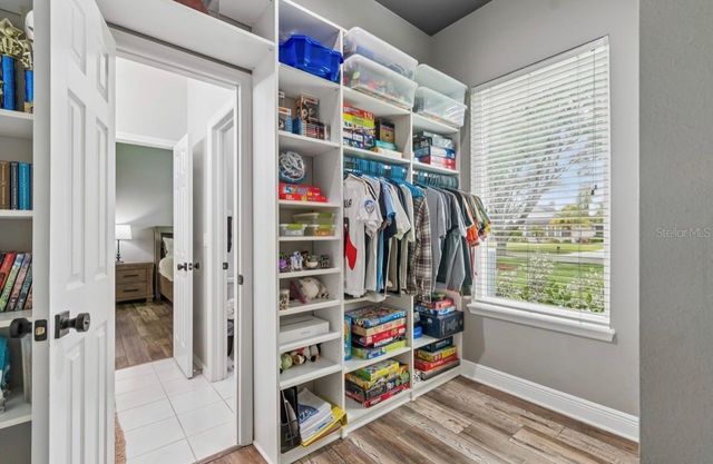 19127 CENTRE ROSE BOULEVARD, Lutz, FL 33558