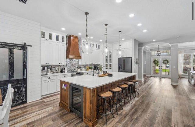 19127 CENTRE ROSE BOULEVARD, Lutz, FL 33558