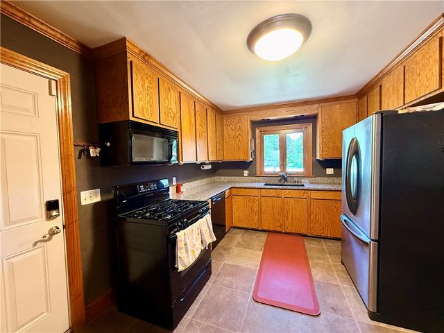 523 Westside Drive, Chili, NY 14624