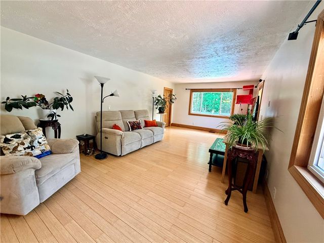 523 Westside Drive, Chili, NY 14624