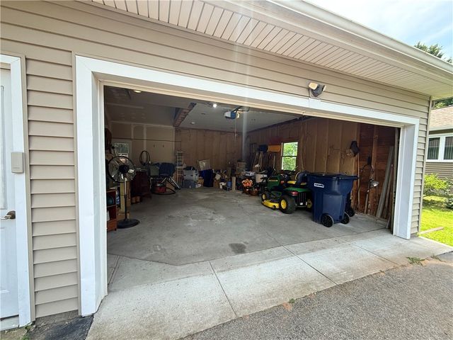 523 Westside Drive, Chili, NY 14624