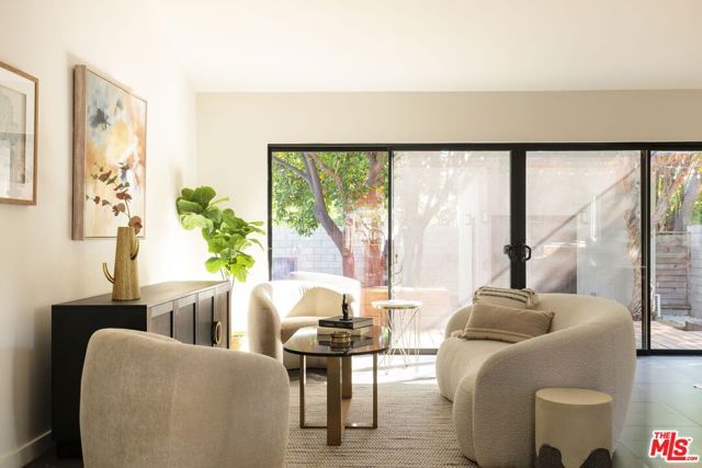 14644 Vose Street, Van Nuys (los Angeles), CA 91405