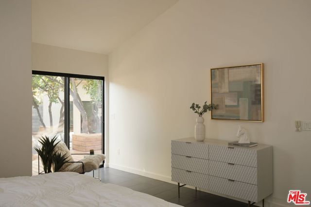 14644 Vose Street, Van Nuys (los Angeles), CA 91405