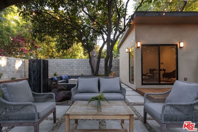 14644 Vose Street, Van Nuys (los Angeles), CA 91405