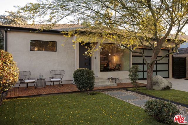 14644 Vose Street, Van Nuys (los Angeles), CA 91405