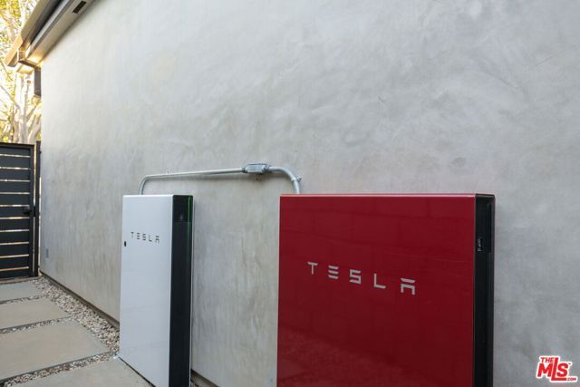 14644 Vose Street, Van Nuys (los Angeles), CA 91405