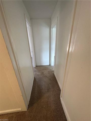 2725 Urban Street, Winston-salem, NC 27107