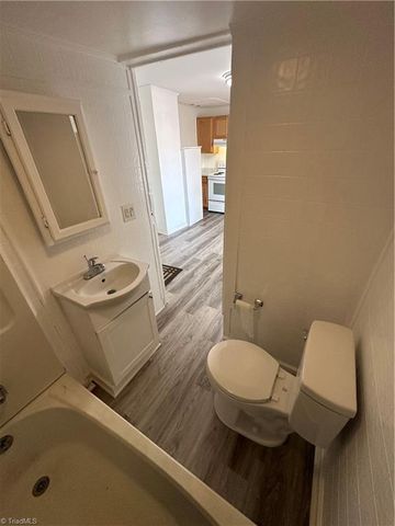 2725 Urban Street, Winston-salem, NC 27107