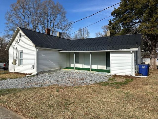 2725 Urban Street, Winston-salem, NC 27107