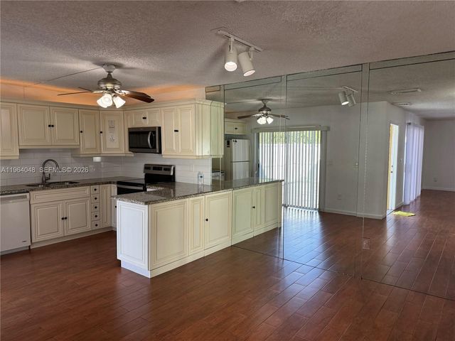 22192 Boca Rancho Dr B, Boca Raton, FL 33428