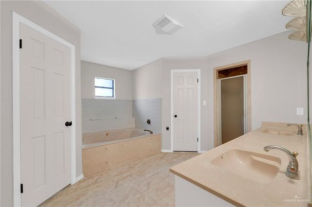 168 Meadow Brooke Lane, San Benito, TX 78586