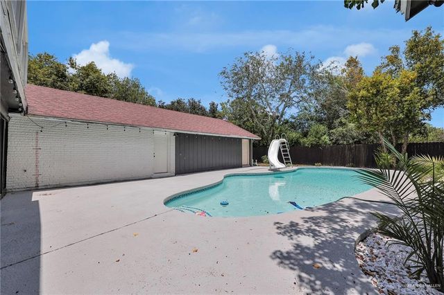 168 Meadow Brooke Lane, San Benito, TX 78586