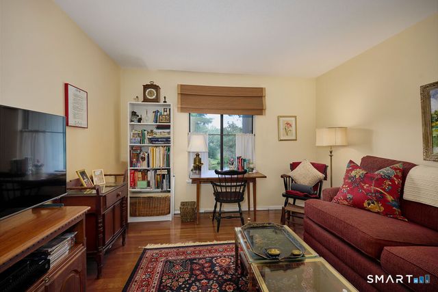 5 Grape Lane 5, Ridgefield, CT 06877