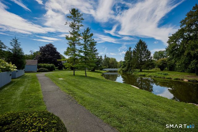 5 Grape Lane 5, Ridgefield, CT 06877