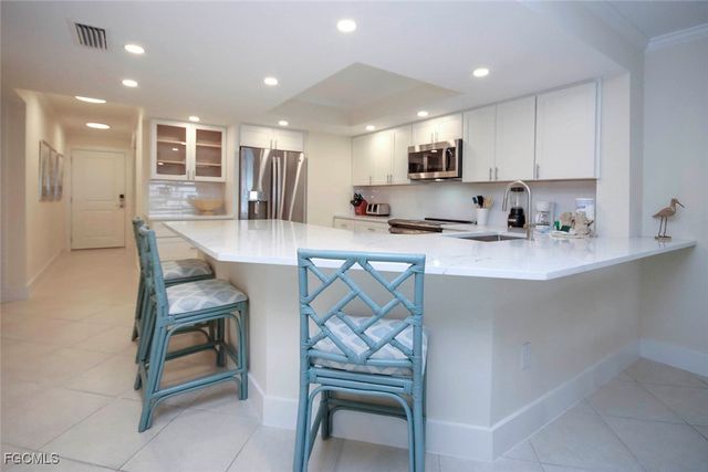 1785 Middle Gulf DR A102, Sanibel, FL 33957