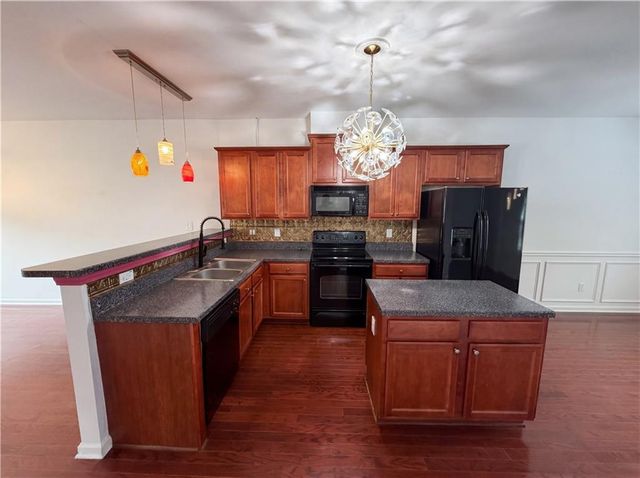 2102 Tidal Cove, Lawrenceville, GA 30043