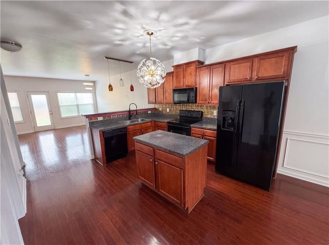 2102 Tidal Cove, Lawrenceville, GA 30043