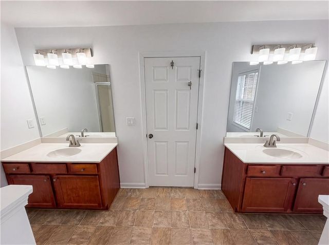 2102 Tidal Cove, Lawrenceville, GA 30043