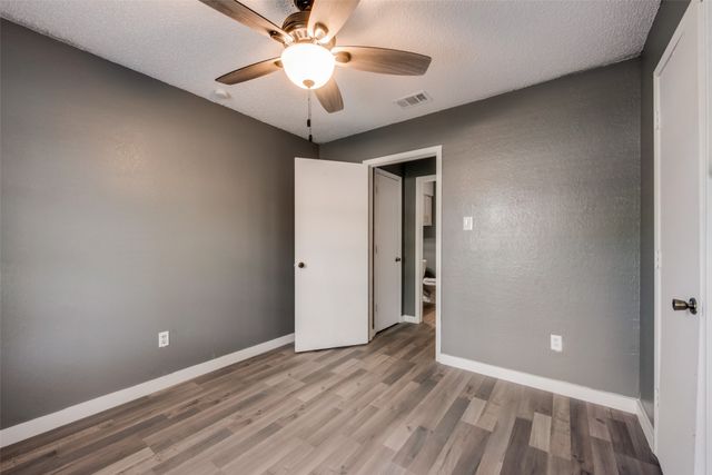 4919 Geddes Avenue, Fort Worth, TX 76107
