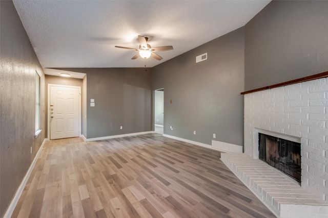 4919 Geddes Avenue, Fort Worth, TX 76107