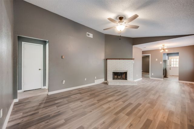 4919 Geddes Avenue, Fort Worth, TX 76107