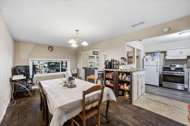 1412 Valley View Street, Mesquite, TX 75149