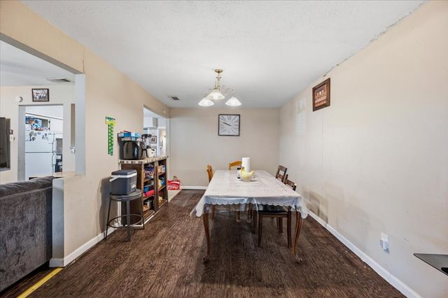 1412 Valley View Street, Mesquite, TX 75149