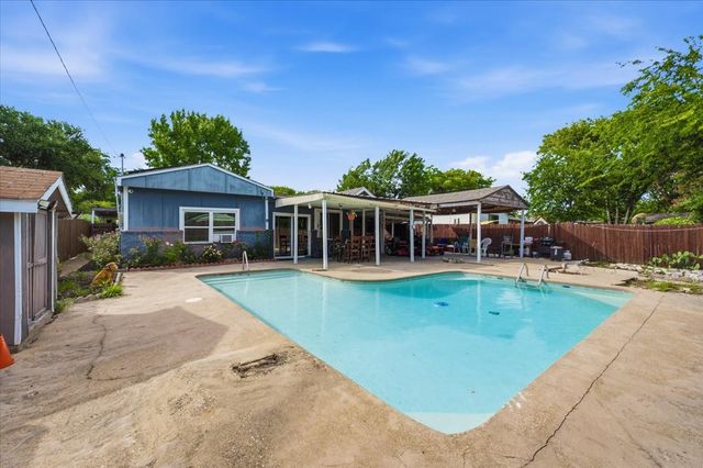 1412 Valley View Street, Mesquite, TX 75149