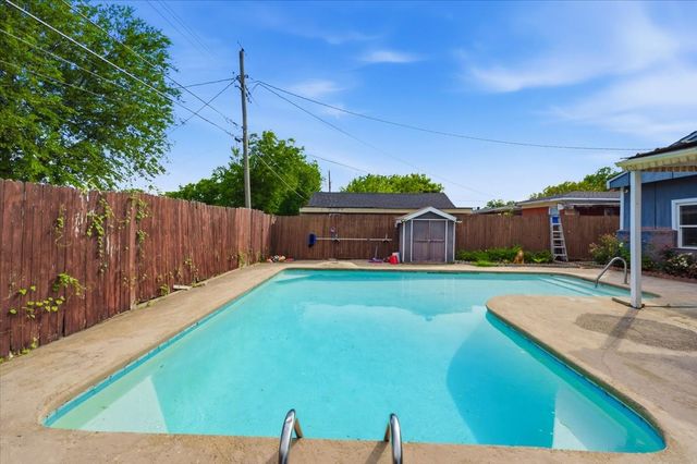 1412 Valley View Street, Mesquite, TX 75149