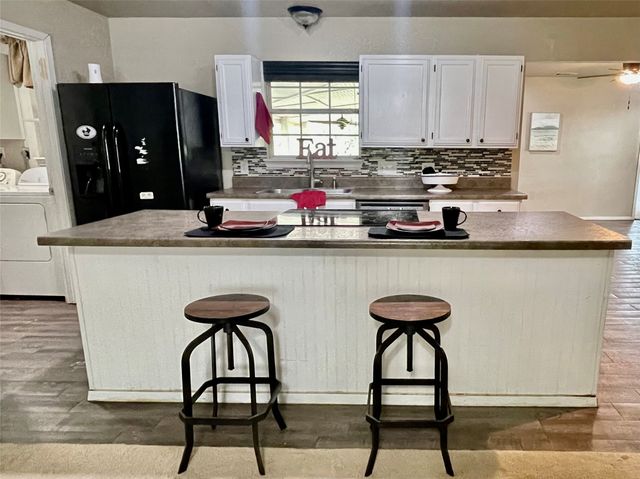 312 N Richardson Street, Grand Saline, TX 75140