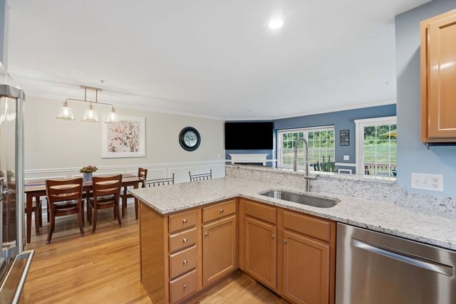 23 Azalea Ln 23, Grafton, MA 01519