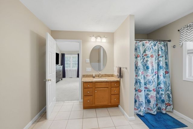 23 Azalea Ln 23, Grafton, MA 01519