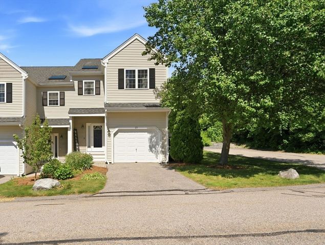 23 Azalea Ln 23, Grafton, MA 01519