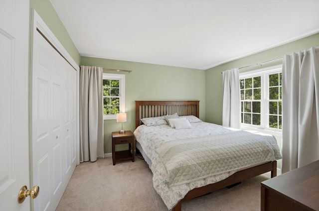 23 Azalea Ln 23, Grafton, MA 01519